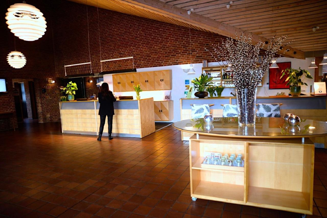 Bymose Hegn Hotel & Kursuscenter Helsinge Exterior foto